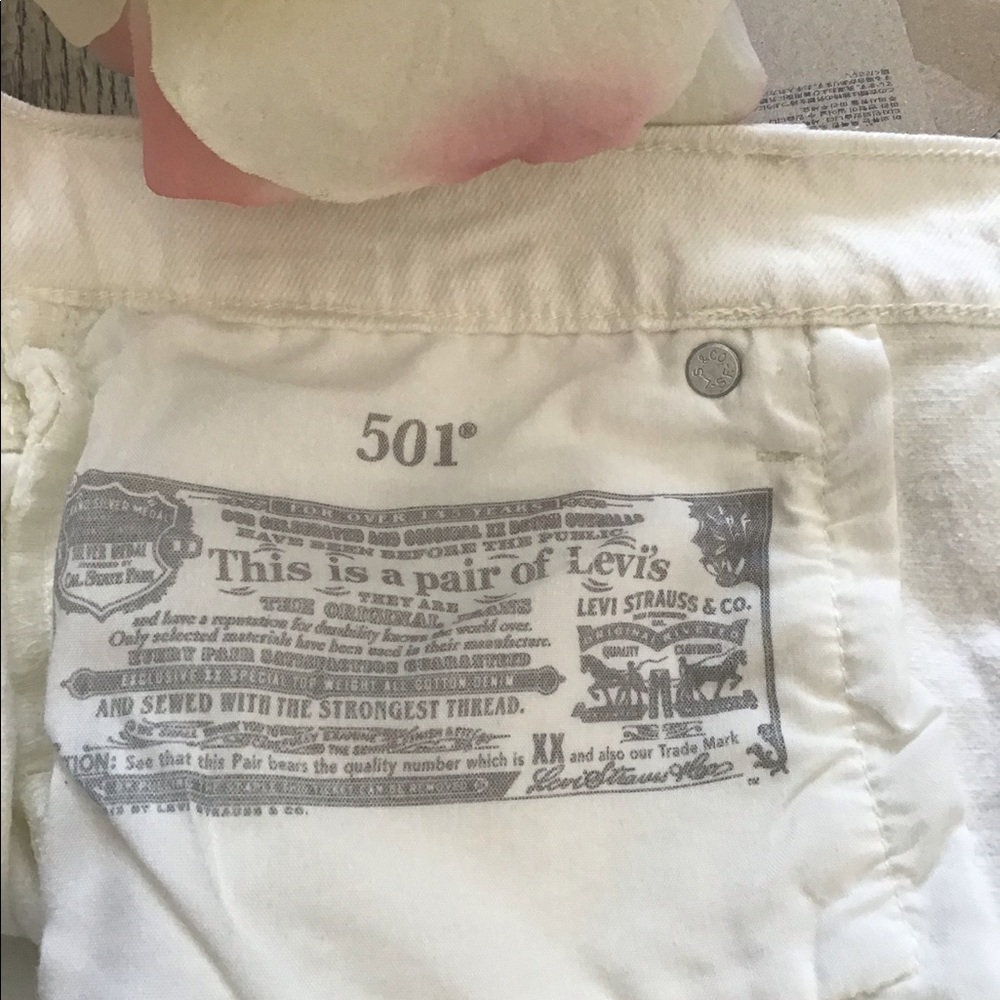 LEVI’S 501 MID~RISE SHORTS  WHITE💕 - Picture 7 of 8